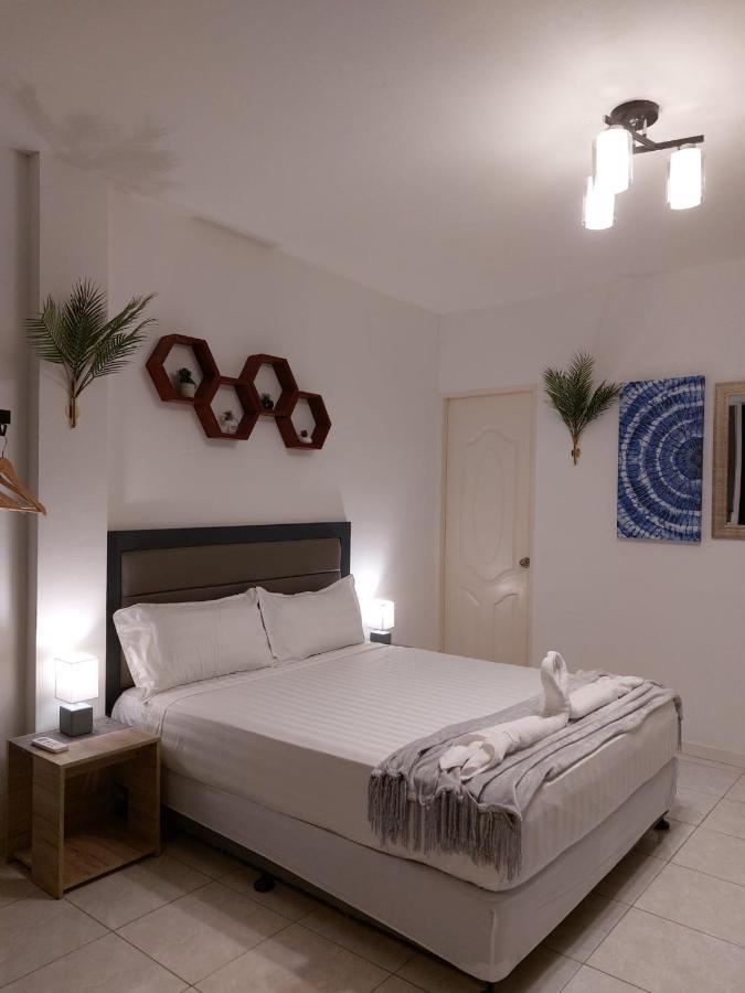 Bonsai Jacuzzi Suites Panglao Eksteriør bilde